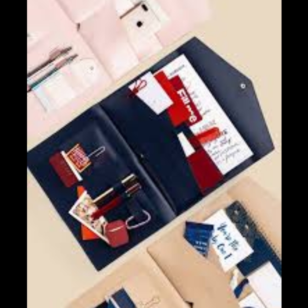 Glass ladder & Co Megan portfolio clutch in navy